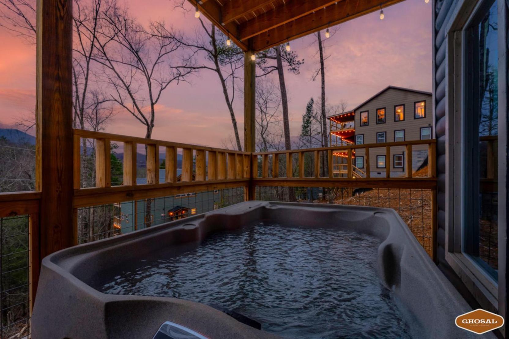 Tranquil Mountain Getaway By Ghosal Luxury Lodging Gatlinburg Zewnętrze zdjęcie
